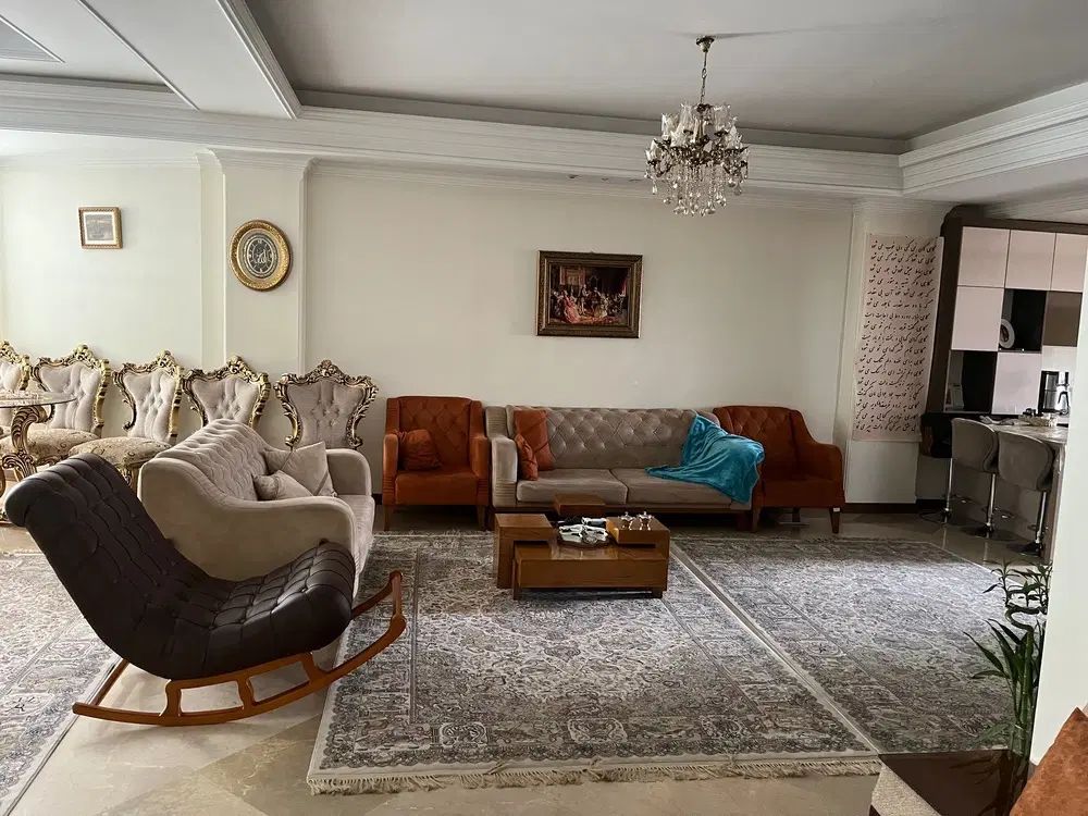 نوبنیاد ۱۹۰متر _نور و نقشه عالی_۲پارکینگ