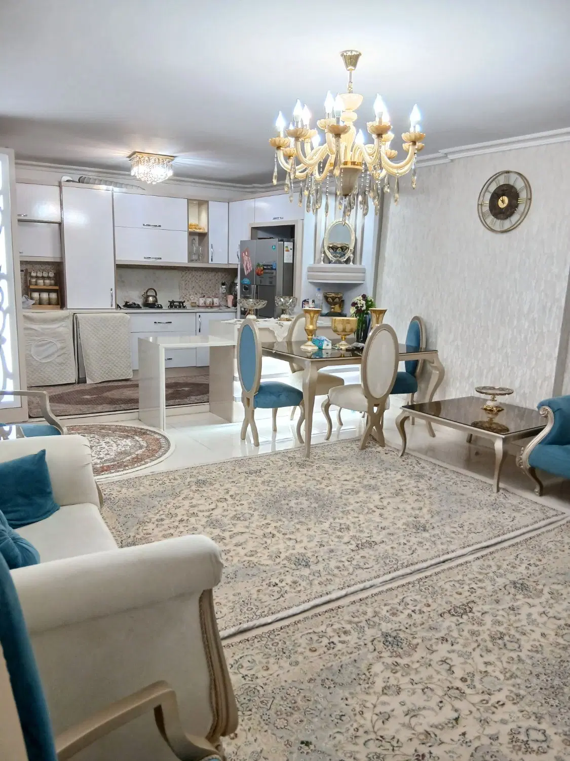 آپارتمان در شمس تبریزی گرو