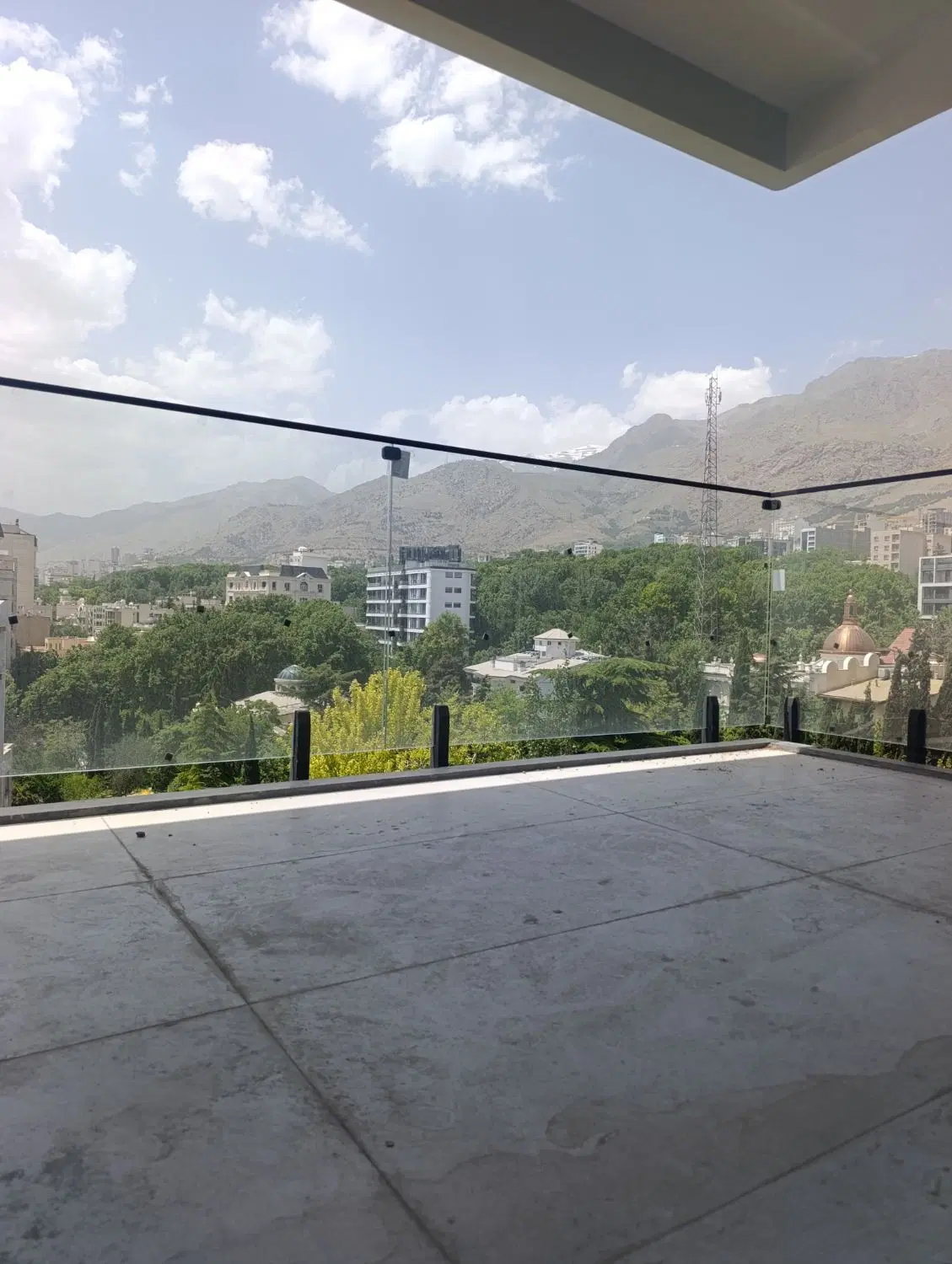270 متر مدرن