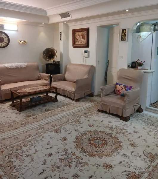 ۶۴ متری ، فول امکانات ، پاسیو مسقف ، خ وحدت