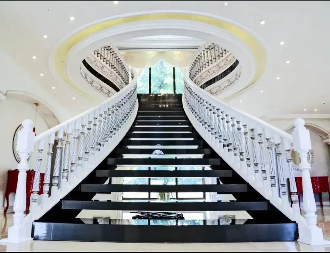 ۱۲۵ مـتر ۶۰۰ متر مشاعات هتـلینگ (( تاپ سازه ))
