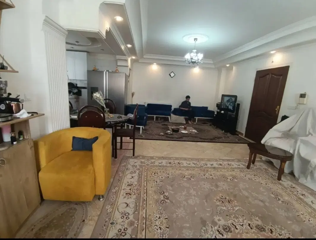 آپارتمان ۱۰۰ متری