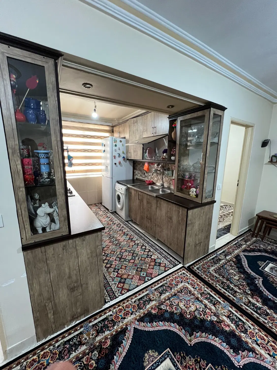 آپارتمان 2 خواب _ فول _ نزدیک مترو سبلان