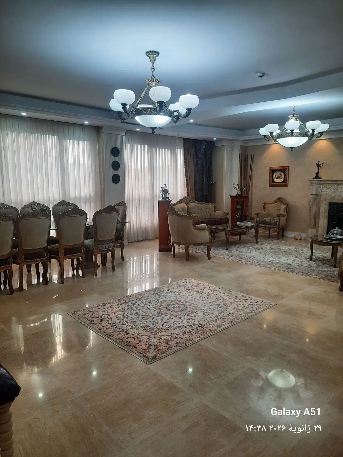 ۱۶۰ متر  بهترین لوکیشن  گلزار _  ۲ پارکینگ سندی