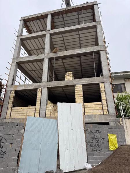 معلم ۱۸۰ متری فول امکانات نورگیر خوش نقشه