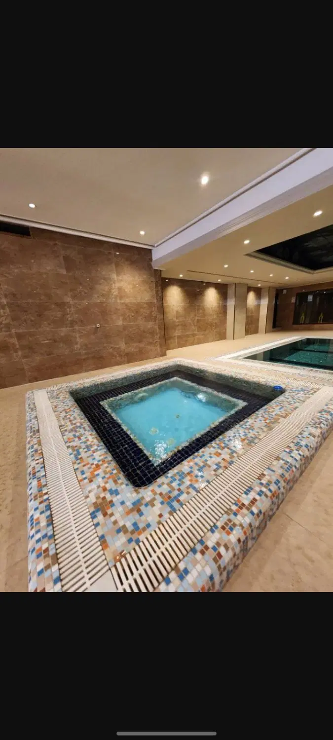 دروس، ۳۰۰ متر، ۴ خواب