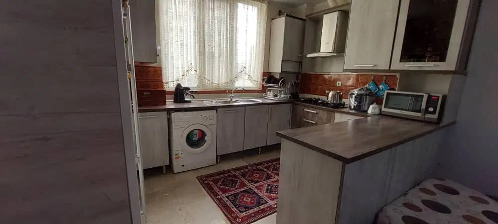 ۶۹ متر ۲خ طبقه چهارم  با پارکینگ  قابل تمدید