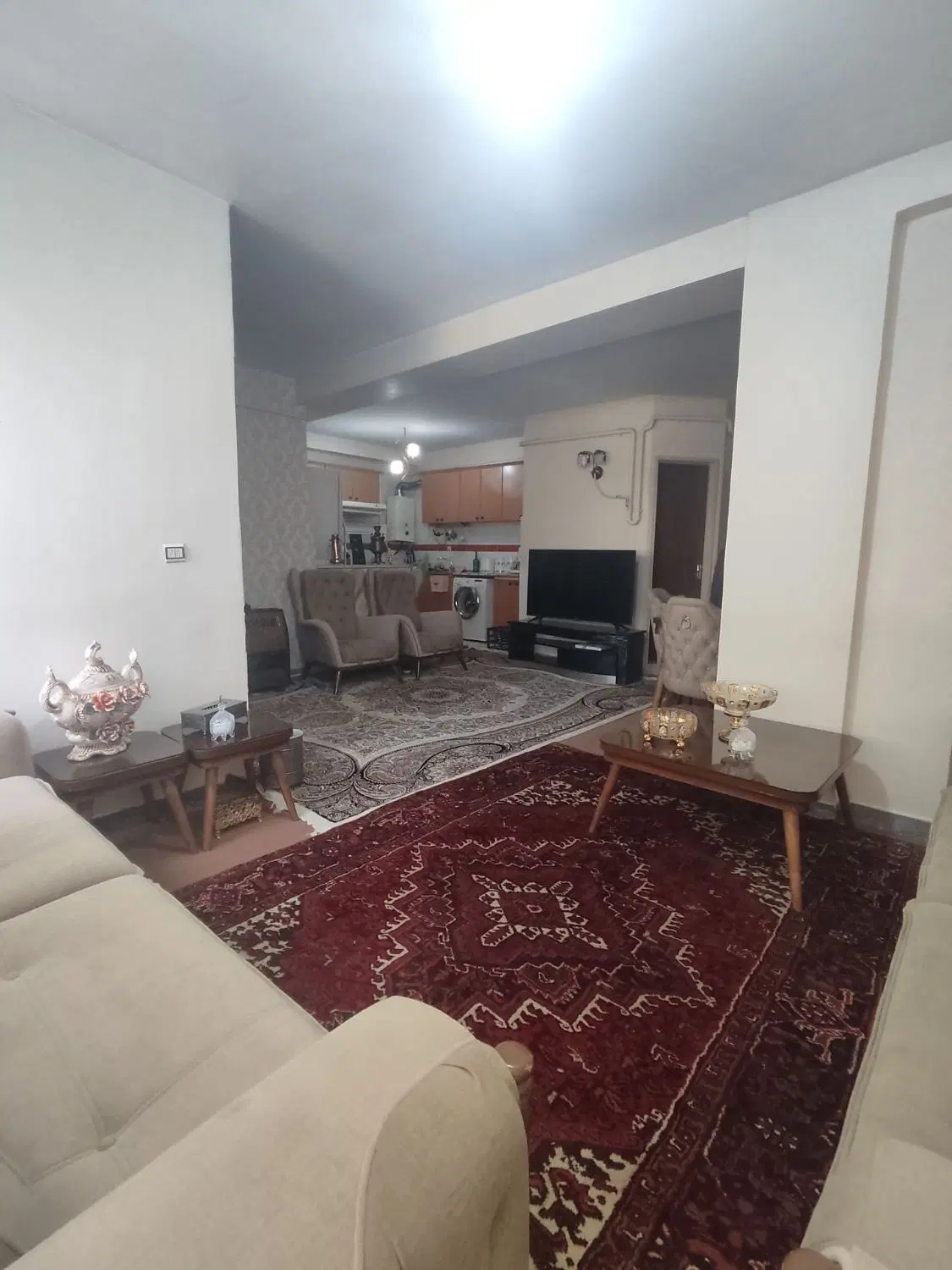 اپارتمان ۶۶متر اسانسور پارکینگ اندیشه املاک نمونه