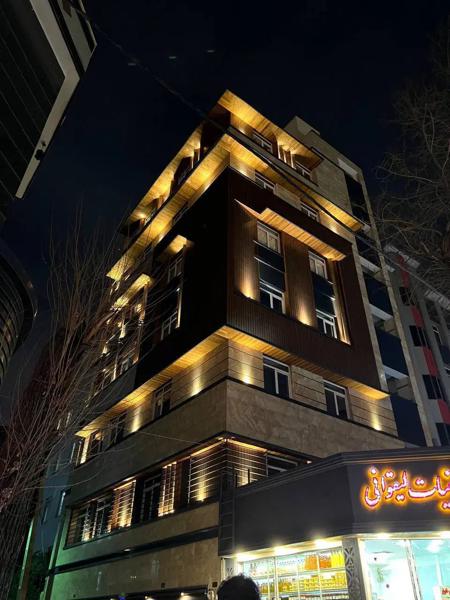 ۱۳۶متر۳خواب پارکینگ آسانسورانباری تکواحدی نوسازشیک