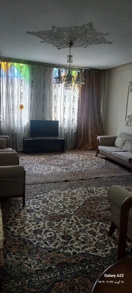 ۱۰۵ متر دوخوابه ط اول لوکیشن خیابان جمهوری رازی
