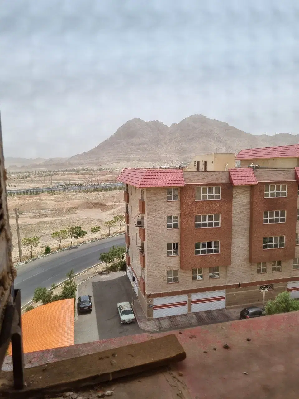 دو خواب _ بنیاد _ رو به آفتاب