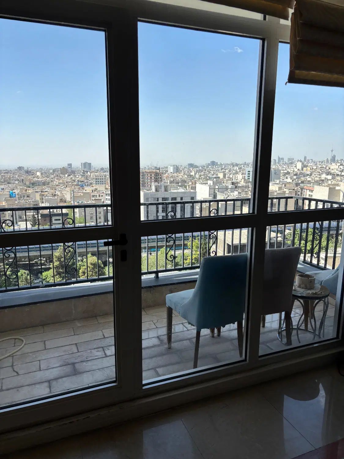 فرمانیه شرقی ( سنبل ) برج باغ  ۱۲۵ متر ۲ خواب