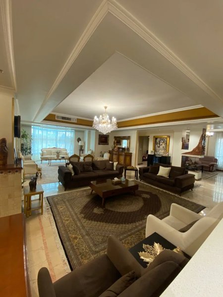 فرشته ۲۰۰ متر ۳ خواب ۲ پارکینگ