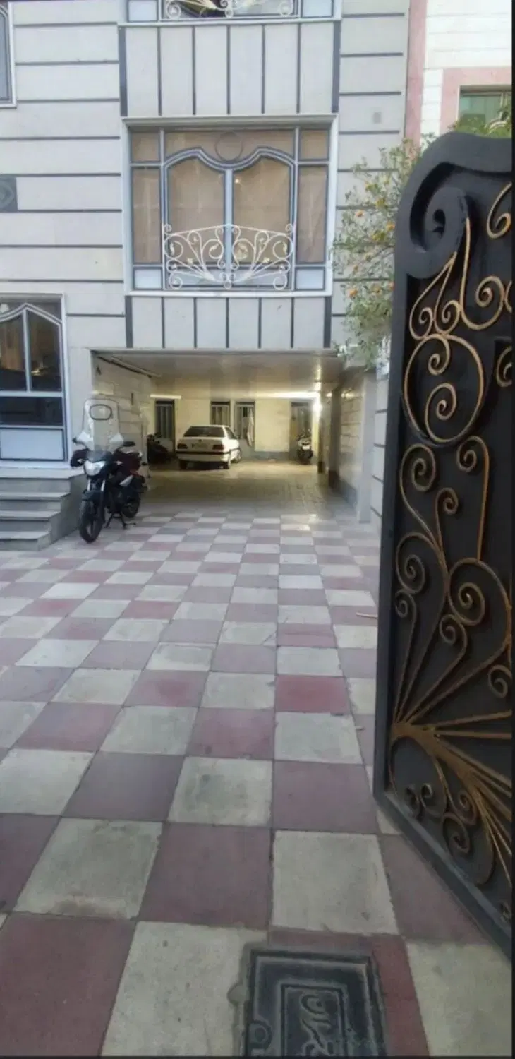 ۸۶ متر ۲ خواب میدان امام حسن مجتبی