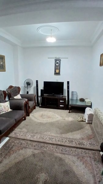 آپارتمان ۶۵ متر _  آقا جانی