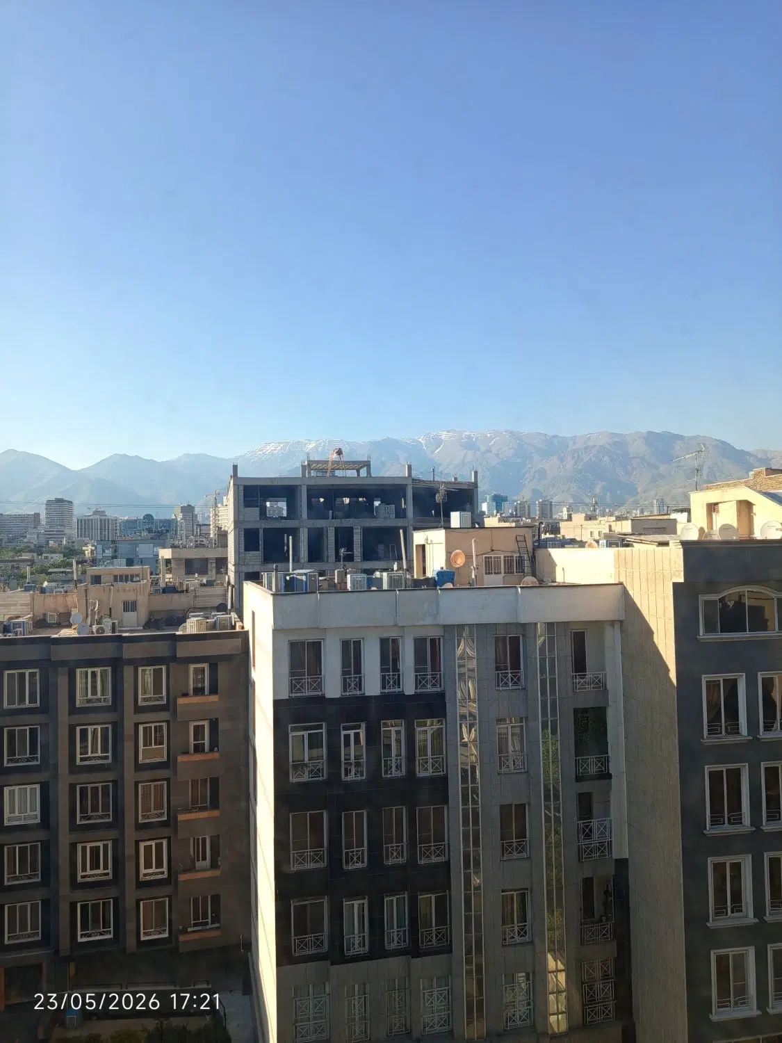 ۱۰۴ متر ۲ خوابه توانیر ( پارک دوستان )