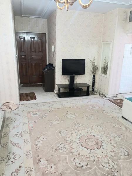 روبرو مترو علی آباد بلوار دستواره ۸۱ متر دو خوابه