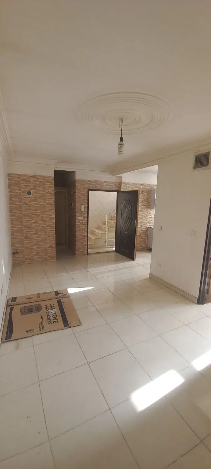 بدون عنوان