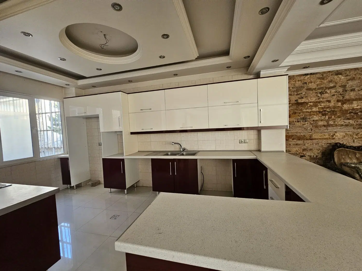 درکه 150 متر تاپ لوکیشن خانواده مجرد یا کار