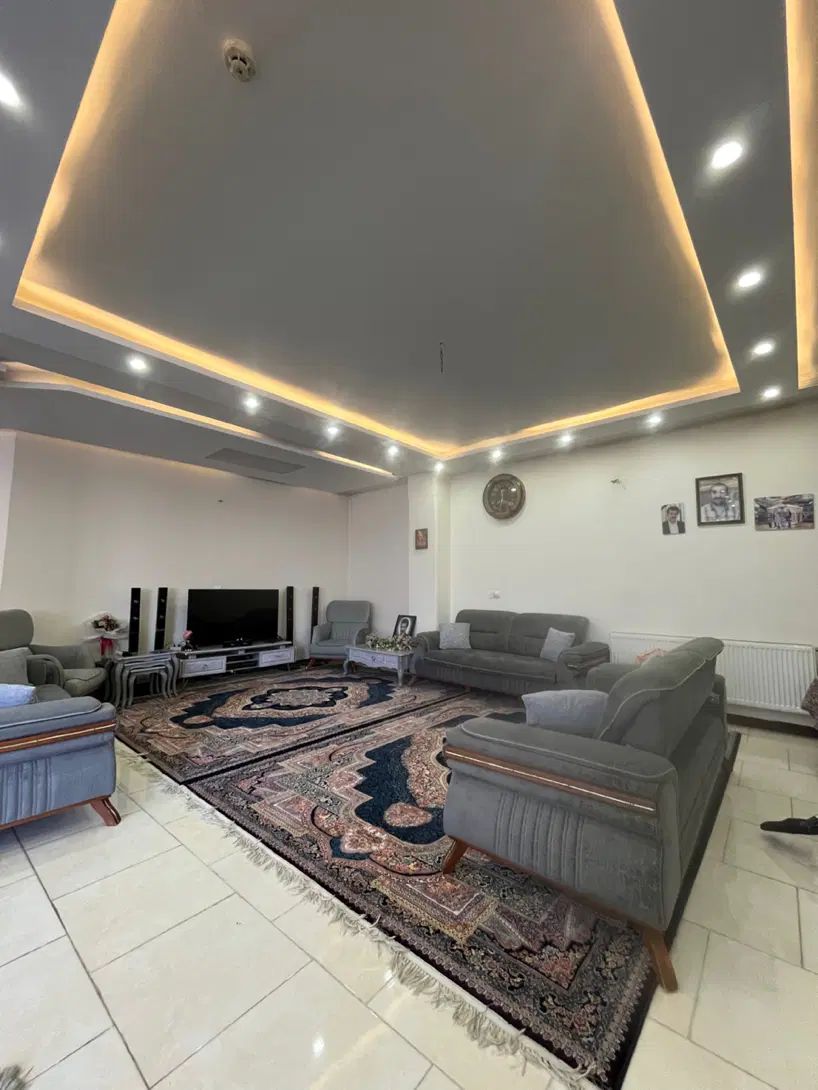 آپارتمان ۱۶۵ متری