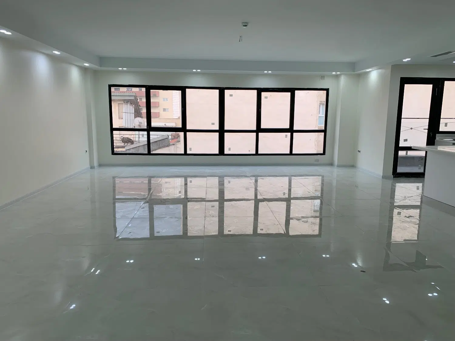 آپارتمان 140متر سوهانک _ سه خواب