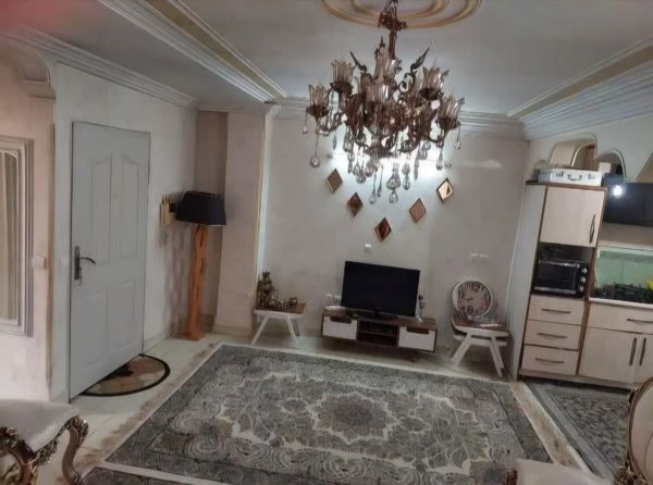 ۴۷ متر با پارکینگ
