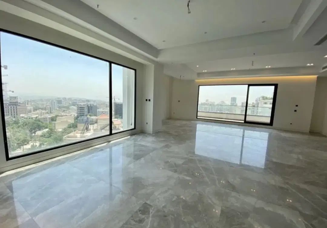 فروش ۱۸۵متر_سازه مدرن_تاپ لوکیشن دیباجی