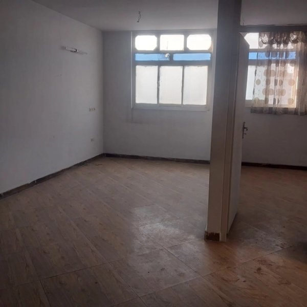 اجاره آپارتمان۱۰۰ متری با پارکینگ