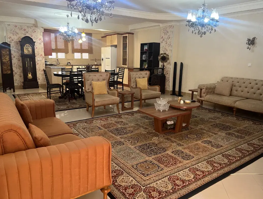 آپارتمان ۱۲۵ متر شهرک لاله