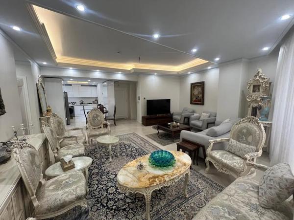 بلوار قیطریه ۱۱۸متر دوخوابه لوکس ۵ساله