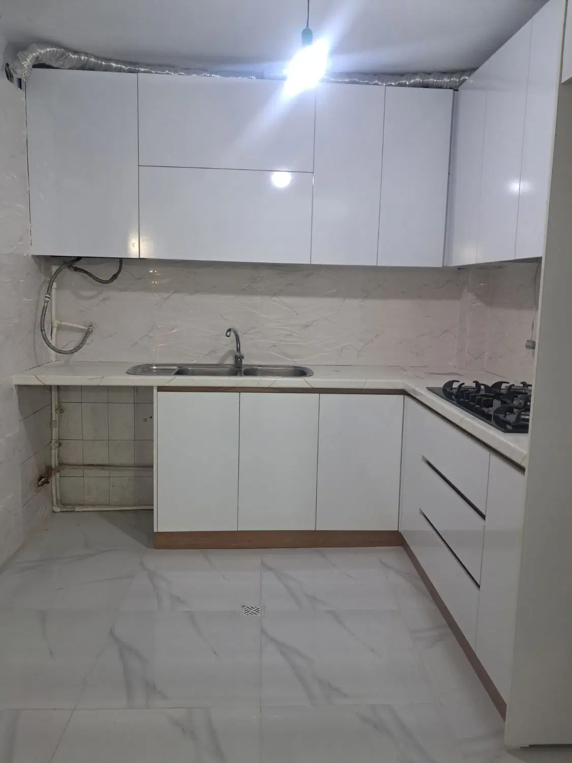 اجاره واحد_۶۴متری در کیانشهر