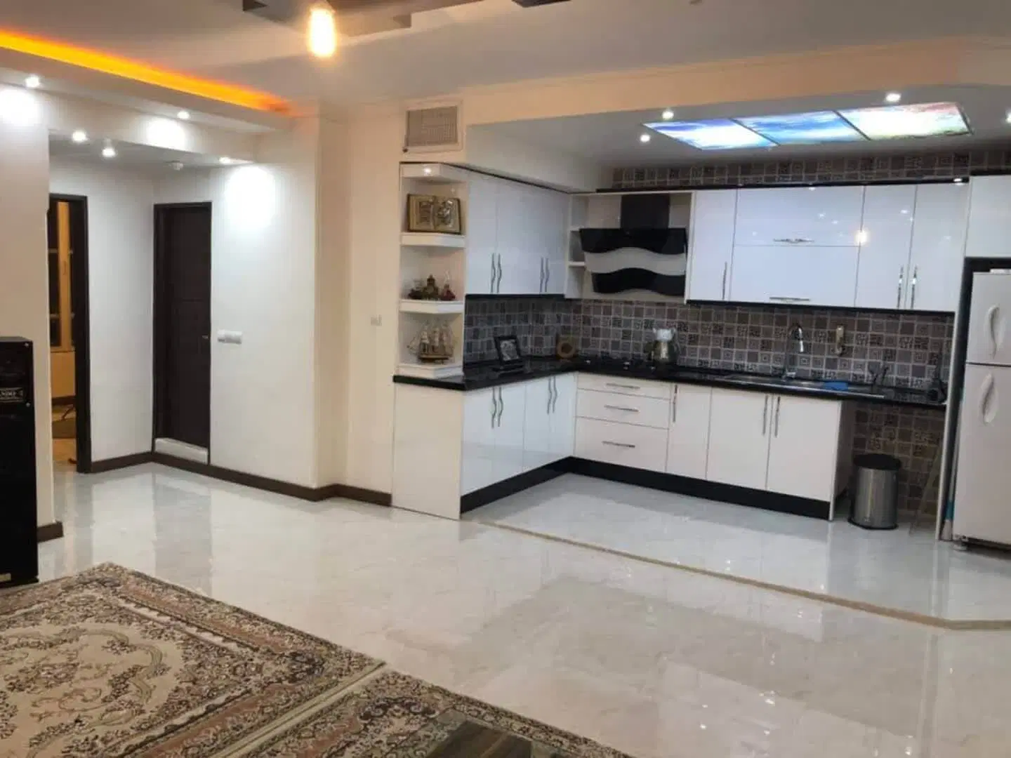 ۸۱متری دوخواب