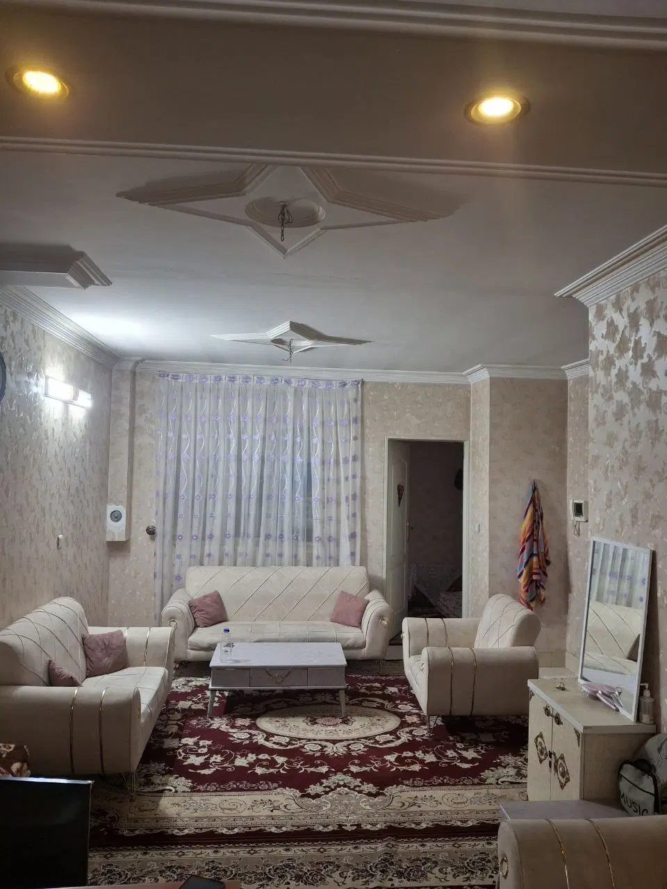 آپارتمان مسکونی نقلی