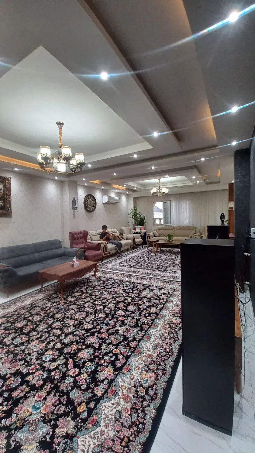 پنت هوس ۱۹۵متری لوکس در کوی حسینی