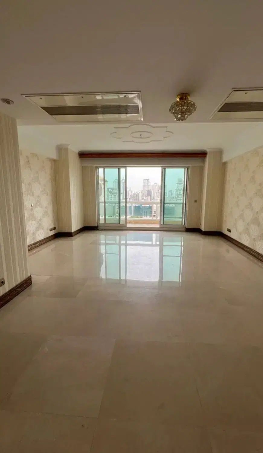 آپارتمان 100 متری دو خوابه