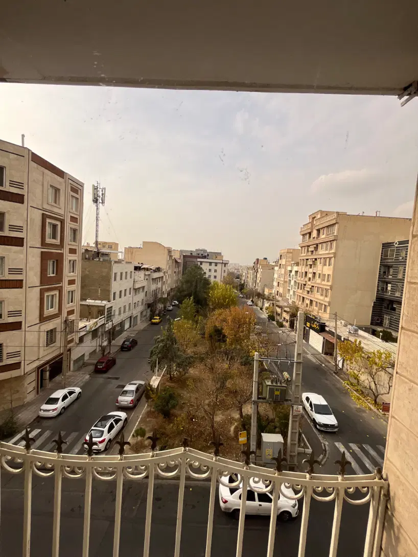 آپارتمان ۹۵ متر ط۴ ( باغ فیض مهستان)
