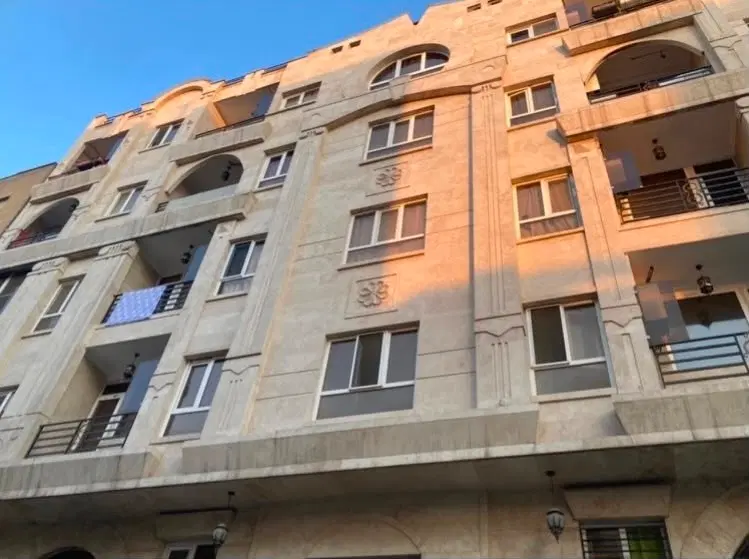 شهرزیبا بلوار تعاون_ ۸۵متر _ کلا ۱۴واحد _ زیر قیمت