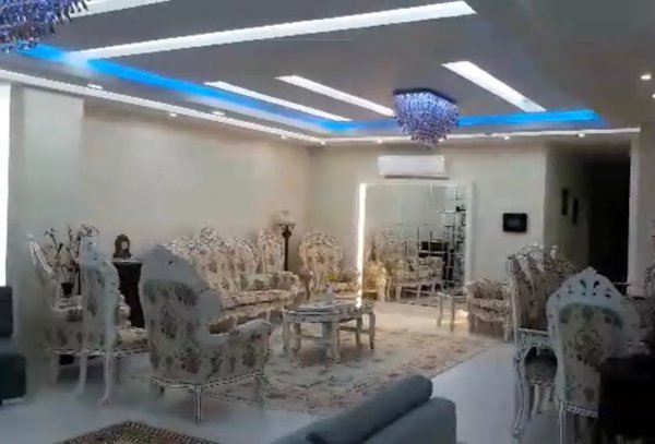 فروش واحد ۱۶۲ متری در بلوار گیلان