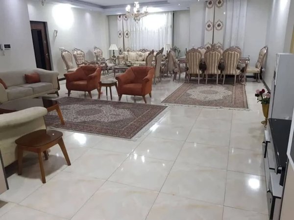 آپارتمان 170 متری سه خوابه