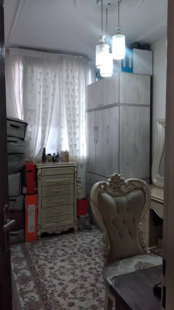 آپارتمان 50متری طبقه اول (سه راه ورامین آزموده )