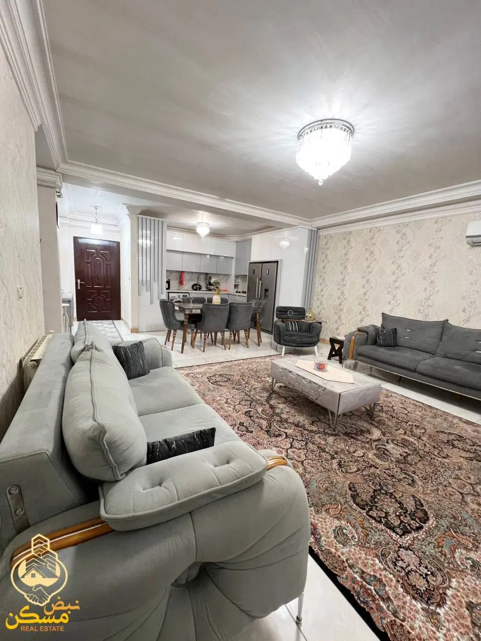 __آپارتمان ۹۵متری ۲خواب__ دارای آسانسور
