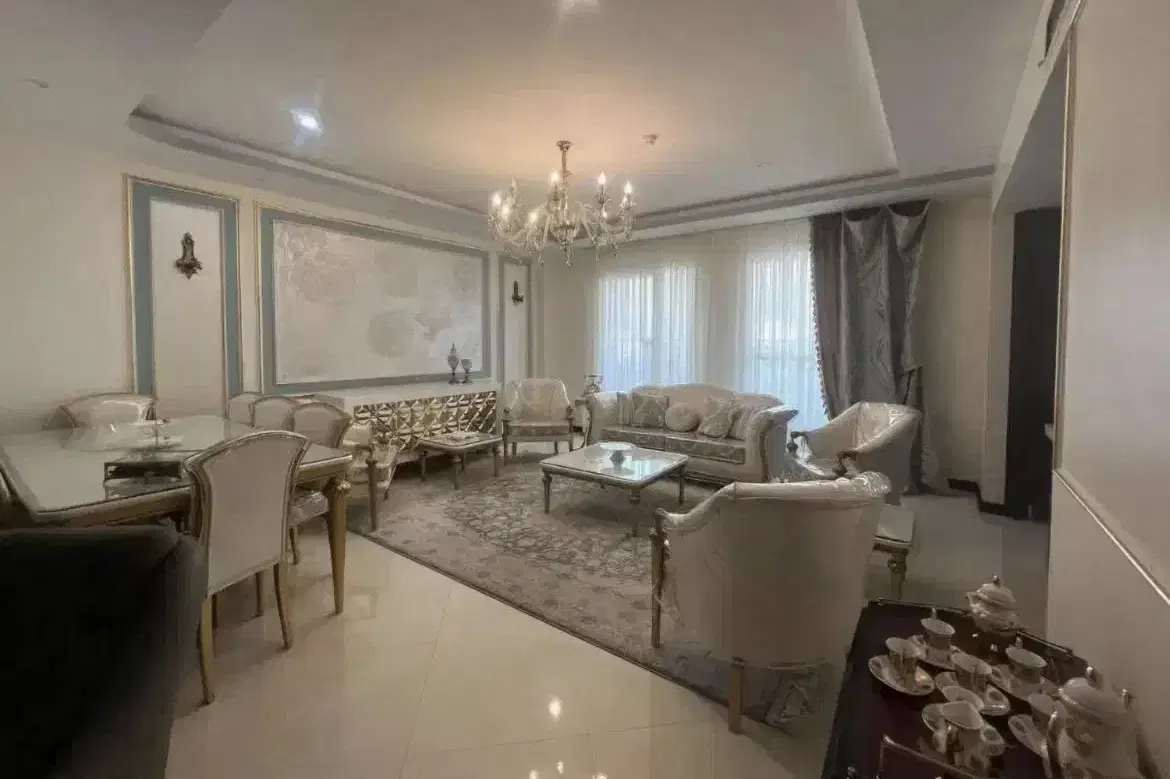 ۱۰۰ متر_فول بازسازی شیک _ سالن پرده خور _ سند شخصی