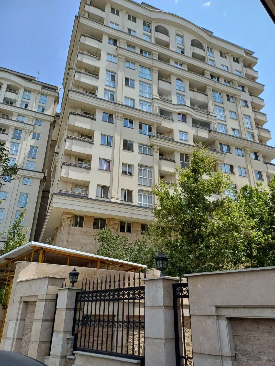 ۱۰۷متر_۲خواب_در برج زیبا و شیک ازگل