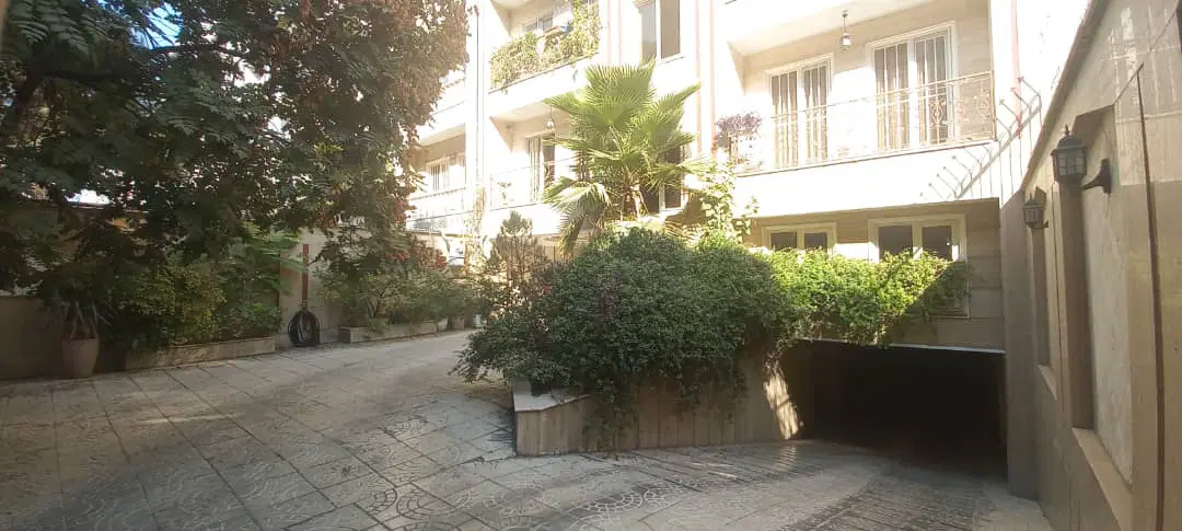 ۱۰۸متر _دو خواب _فول الاله شرقی _نیلوفر بدون مشابه