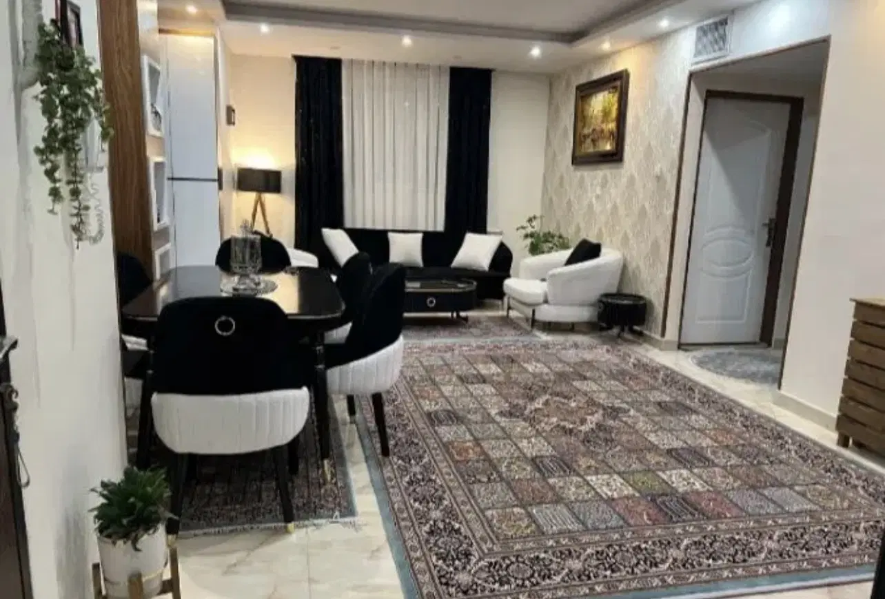 ۷۳متر_۲ خواب_سالن پرده خور_ باکس پونک_فول امکانات
