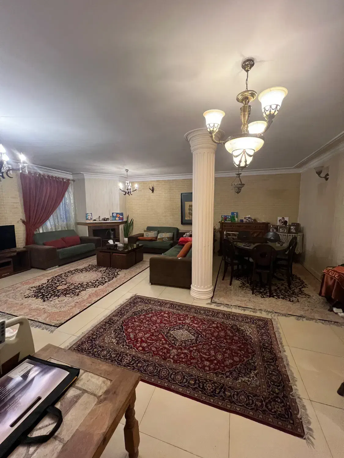 ۱۳۵ متر سعادت اباد
