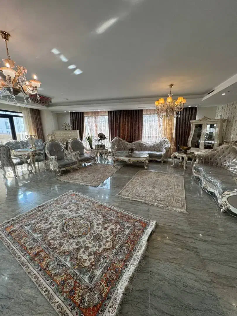 ۱۲۰متر سعادت اباد سه نبش اکواریومی غرق نور