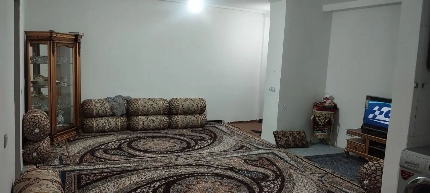 یک واحد مهرشهر شیک بازسازی شده پول پیش کم میشود