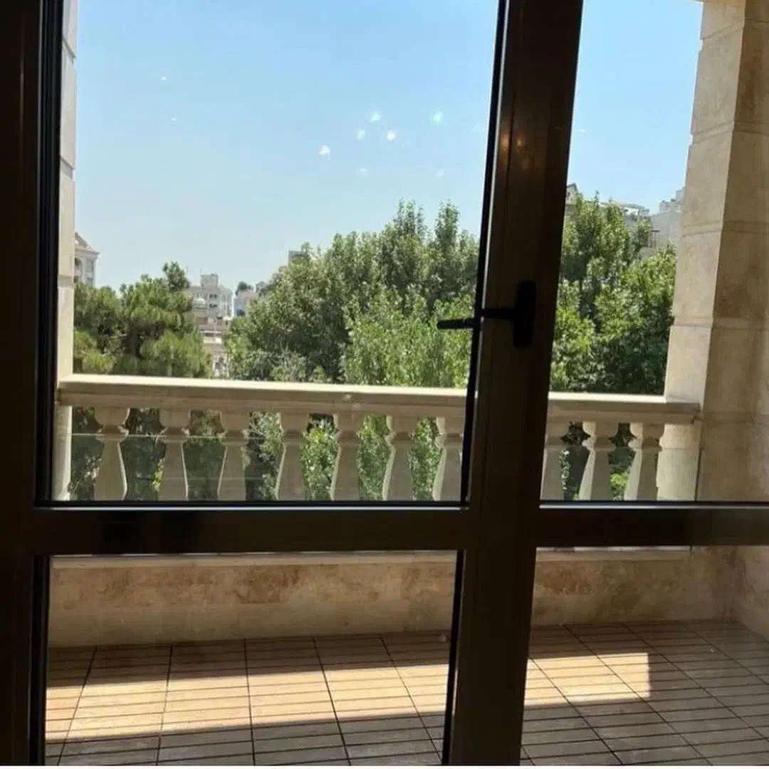 تاپ‌لوکیشن۲۲۶متر۲پارکینگ فول‌نوسازی(فروشنده واقعی)
