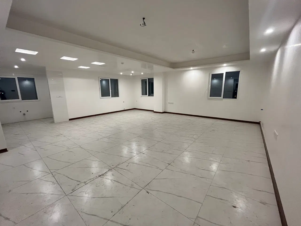 اپارتمان ۱۶۰ متر ۳ خواب مستر معلم